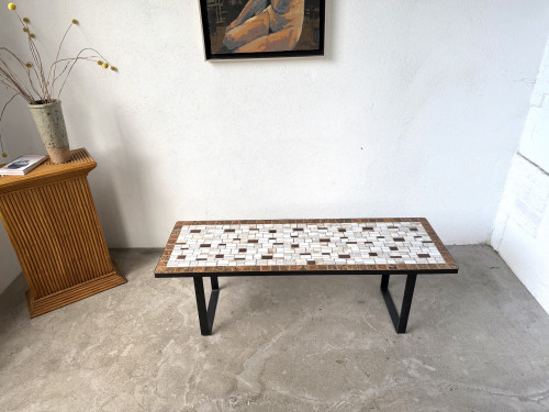 Table basse moderniste en céramique émaillée, circa 1960, vue 2