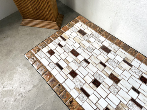Table basse moderniste en céramique émaillée, circa 1960, vue 9