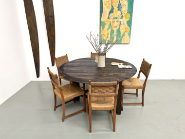 Table ronde art populaire en chêne, circa 1880, vue 1