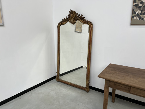 Grand miroir XIXème siècle de style Louis XV, vue 1