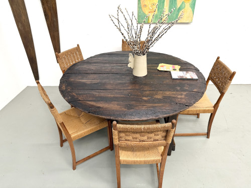 Table ronde art populaire en chêne, circa 1880, vue 3