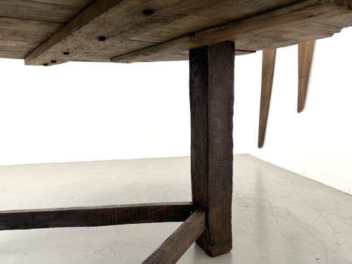 Table ronde art populaire en chêne, circa 1880, vue 31