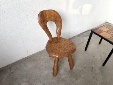 Petite chaise sculptée à la gouge, vue 13