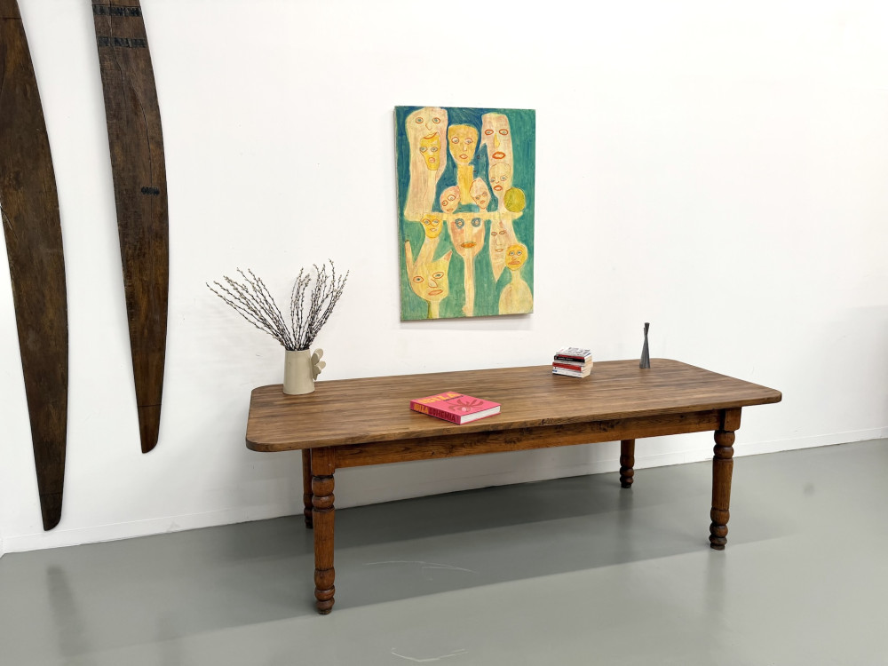 Grande table de ferme en pin des années 50, vue 1