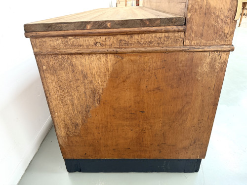 Grand comptoir de commerce ancien, vue 8