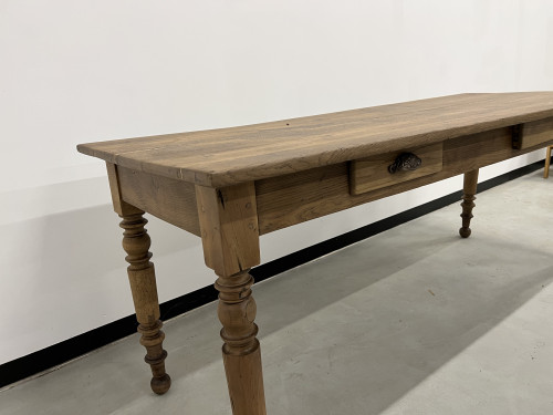 Table de ferme en chêne massif aux pieds tournés, vue 10